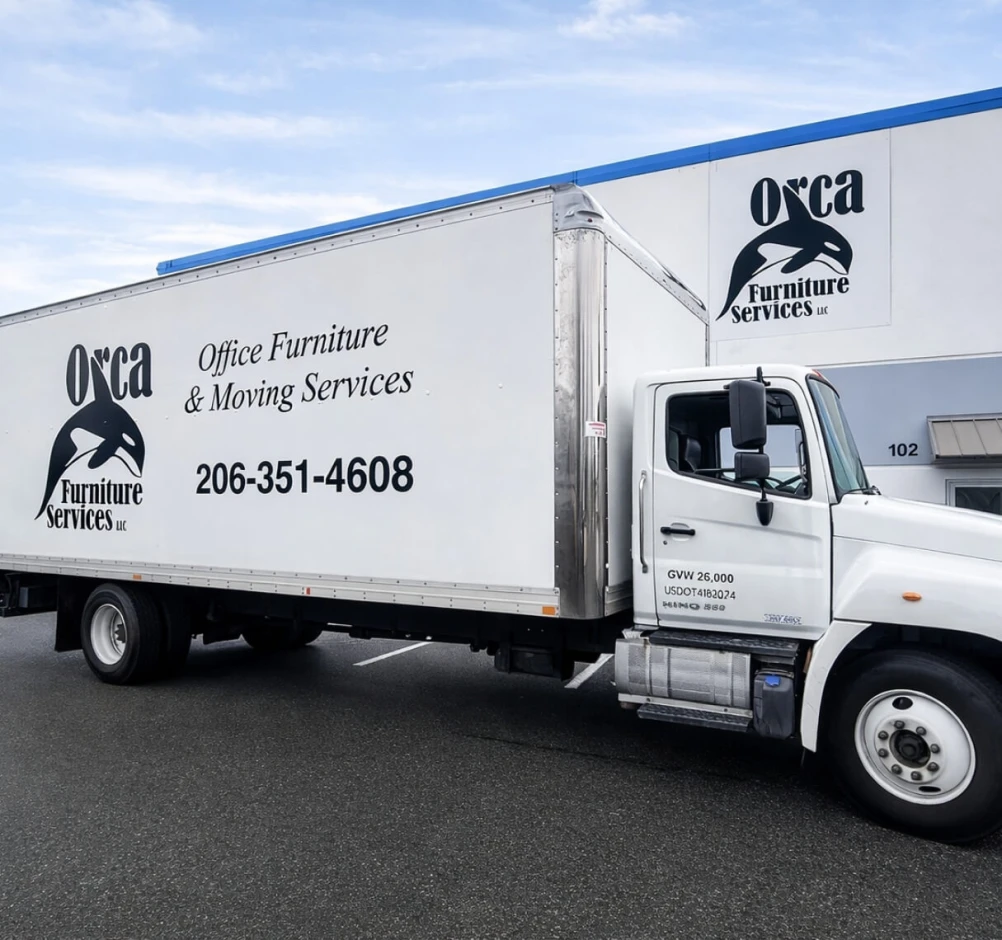 orca-furniture-truck